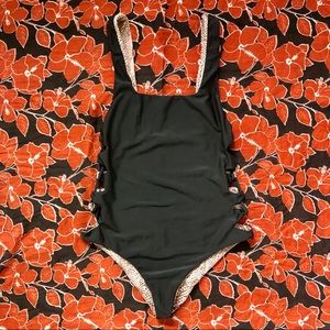 Acacia Swimwear Hideaways One Piece Onyx Medium